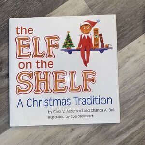THE ELF ON THE SHELF A Christmas Tradition Boy  Scout Book